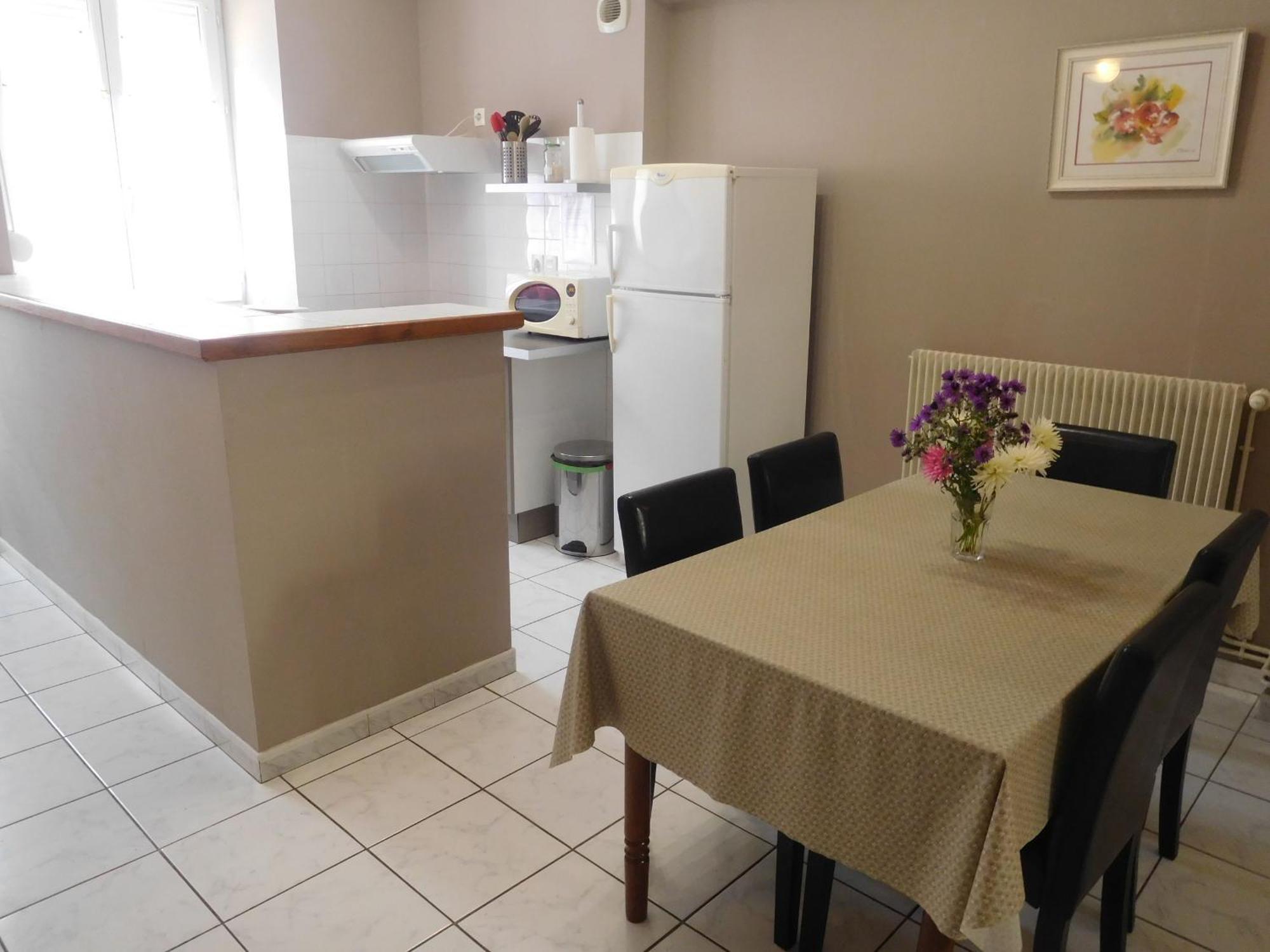 Charmant Gite Au Coeur De Chateauvillain Avec Terrasse Et Balades En Foret - Fr-1-611-10 المظهر الخارجي الصورة